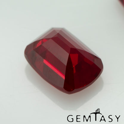 Cut stone - Ruby Pigeon blood Czochralski (Pulled) lab grown, facet Cushion 8x6mm 2.38ct