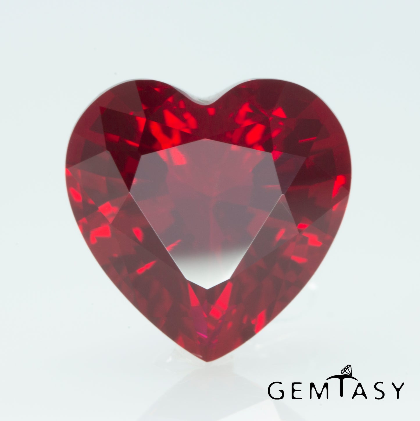 Cut stone - Ruby Pigeon blood Czochralski (Pulled) lab grown, facet Heart 11x11mm 6.04ct