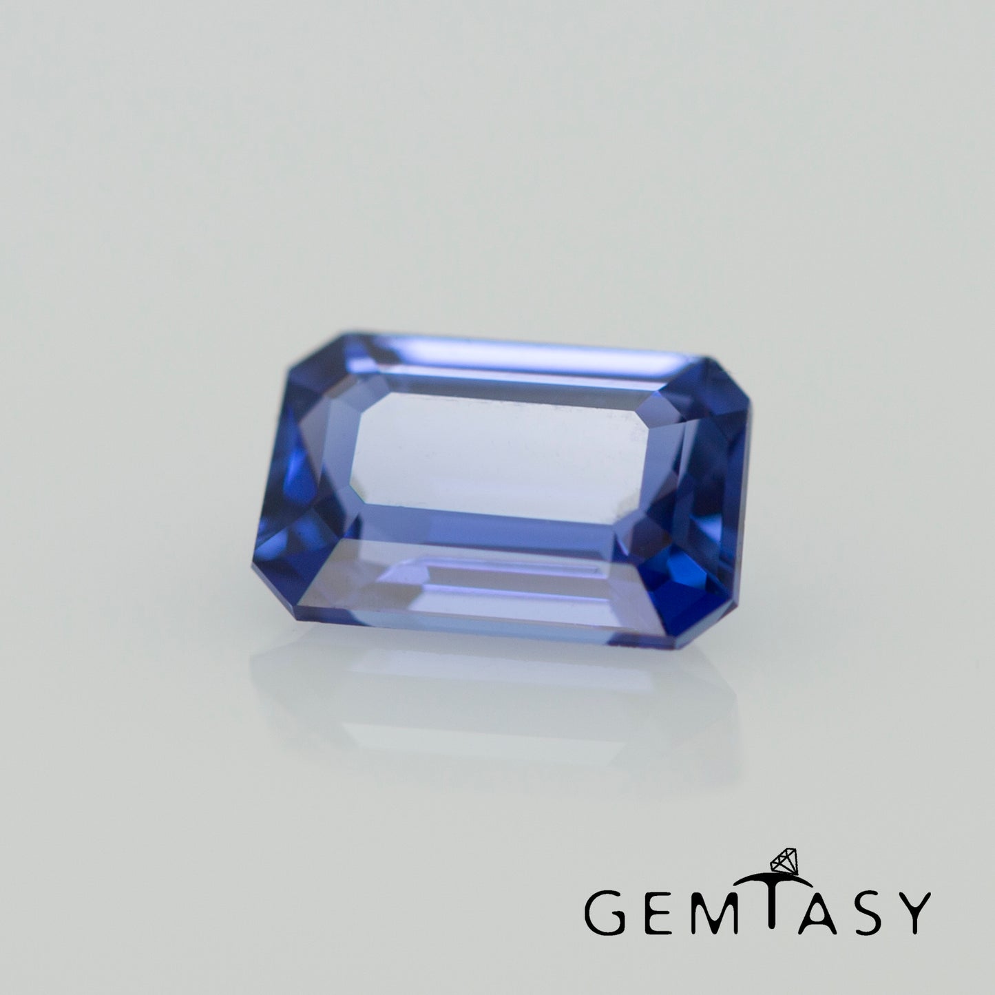 Cut stone - Sapphire Royal Blue Czochralski (Pulled) lab grown, facet Octagon 6x4mm 0.71-0.77ct