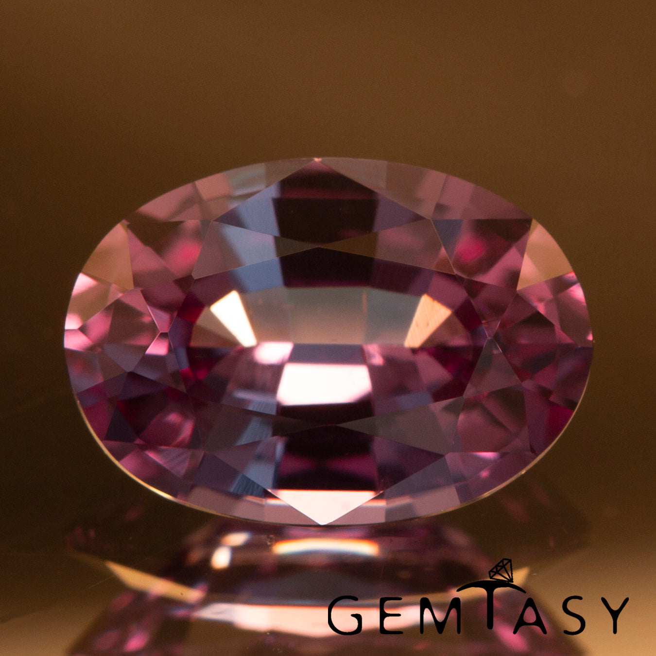 Cut stone - Sapphire Color Change Czochralski (Pulled) lab grown, facet Oval 7x5mm 0.95-1.23ct