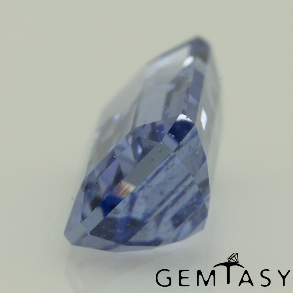 Pierre taillée - Saphir Bleu Clair Czochralski (Tiré) cultivé en laboratoire, facette Octogone 10x5mm 2,36ct