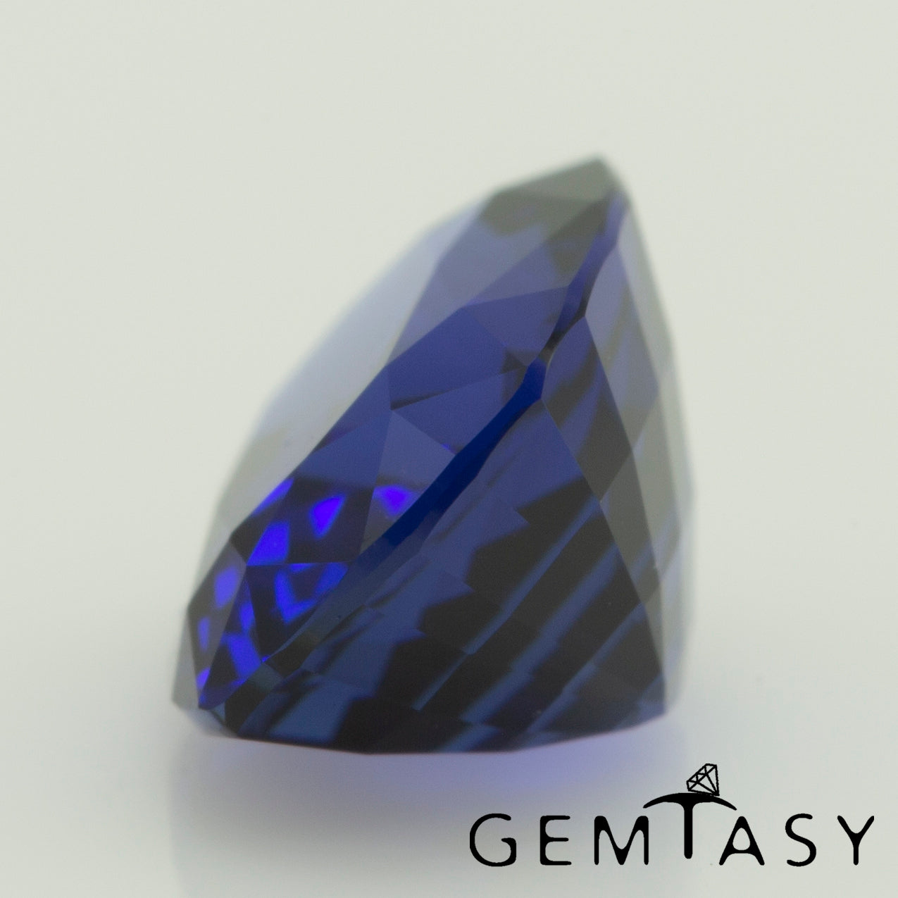 Cut stone - Sapphire Royal Blue Czochralski (Pulled) lab grown, facet Cushion 9x7mm 2.35-2.69ct