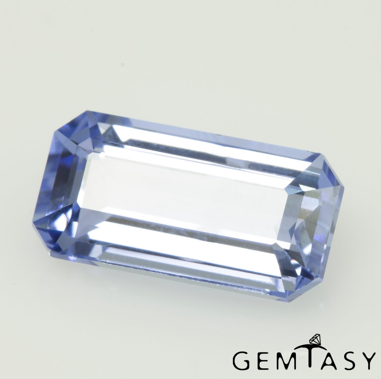 Pierre taillée - Saphir Bleu Clair Czochralski (Tiré) cultivé en laboratoire, facette Octogone 10x5mm 2,12-2,27ct