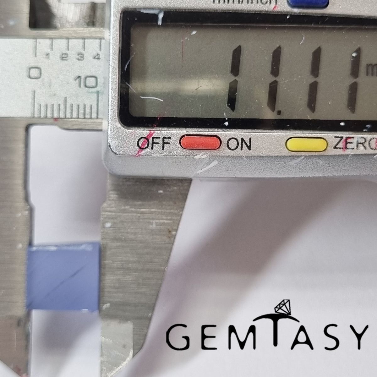 Pietra grezza da sfaccettare - Zaffiro azzurro chiaro Czochralski (tirato) cresciuto in laboratorio 16-19ct