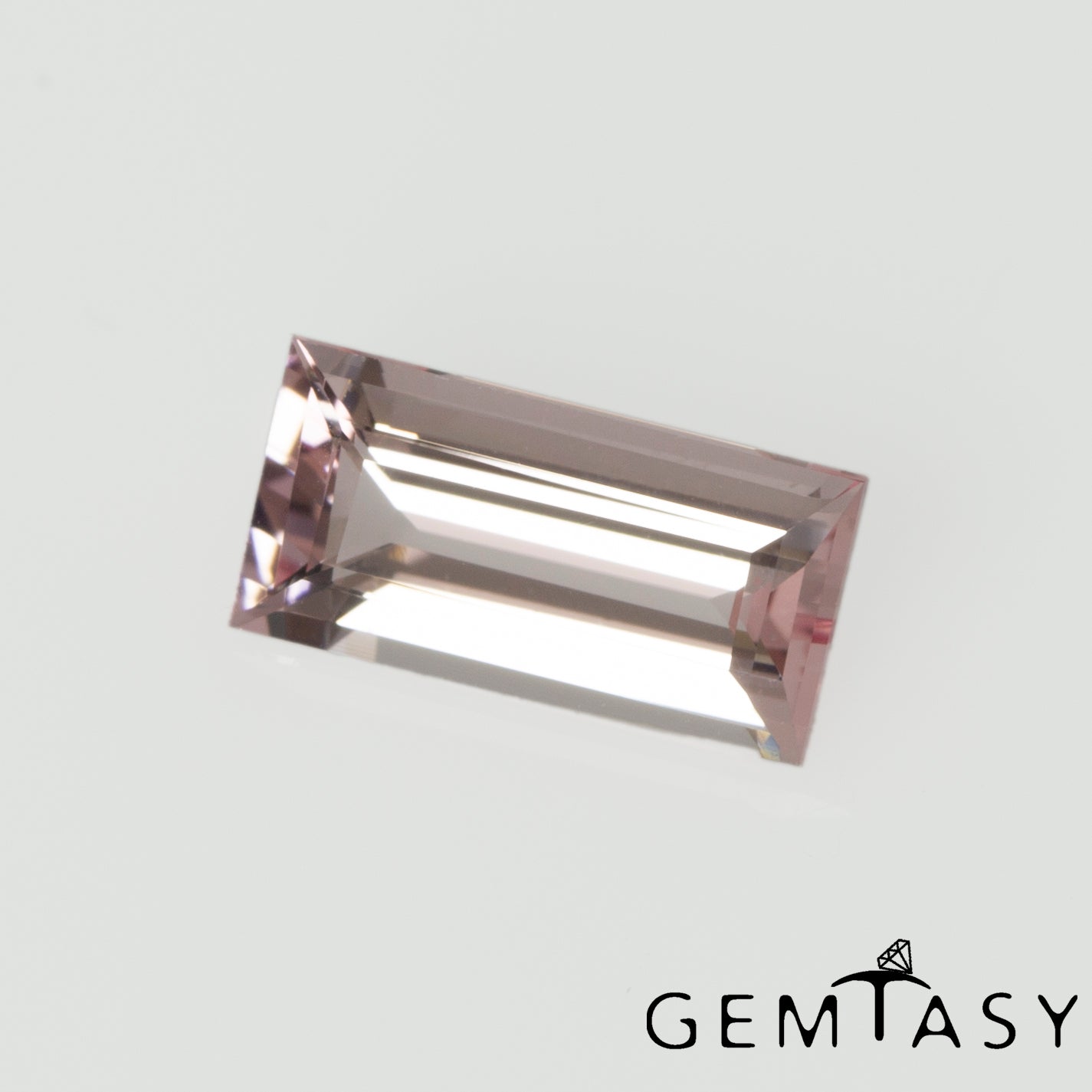 Cut stone - Sapphire Pink light Czochralski (Pulled) lab grown, facet Baguette 10x5mm 1.84ct