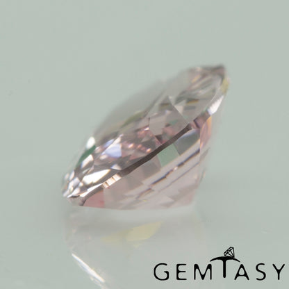 Cut stone - Sapphire Pink light Czochralski (Pulled) lab grown, facet Cushion 7x5mm 0.95ct