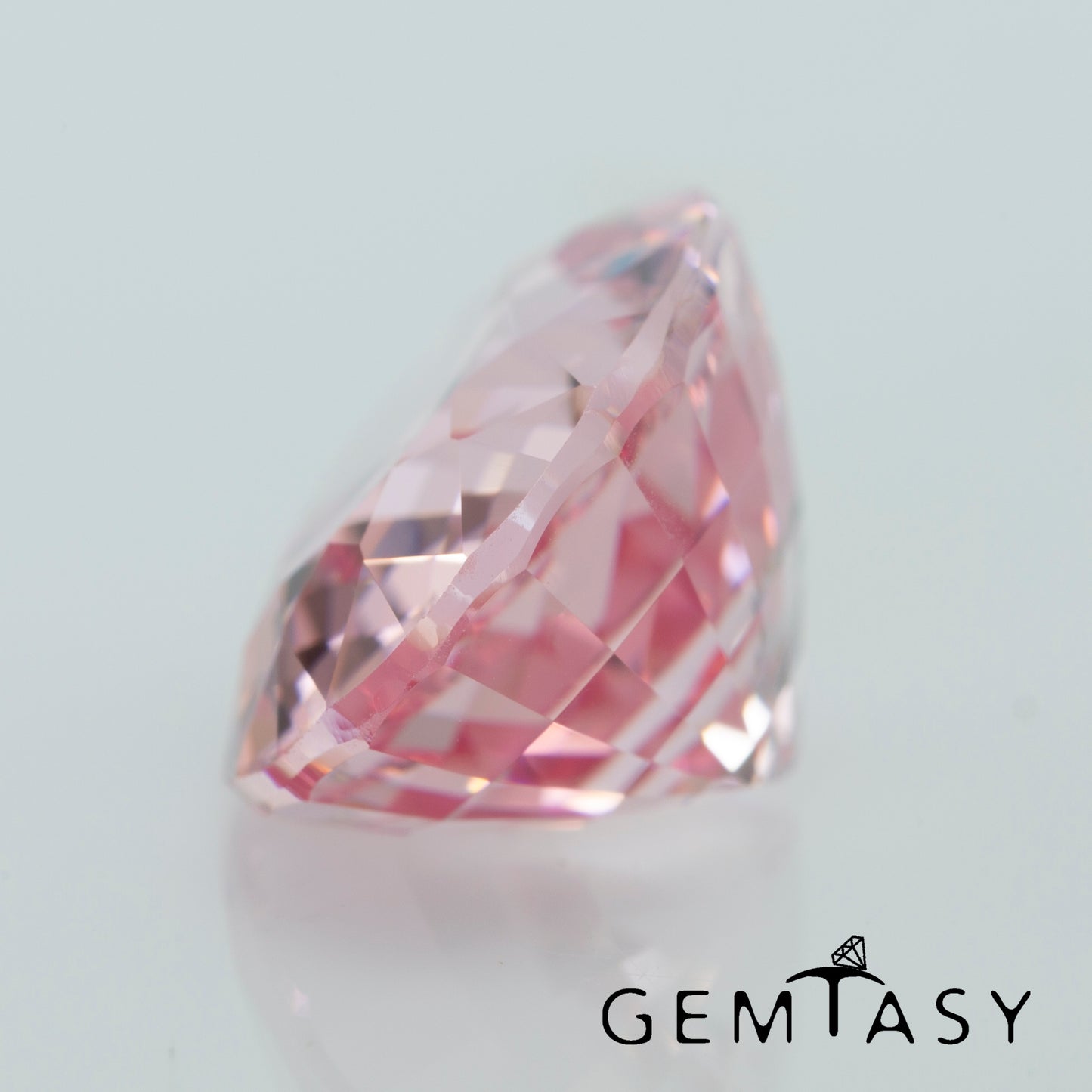 Cut stone - Sapphire Pink light Czochralski (Pulled) lab grown, facet Oval 13x10mm 8.16ct