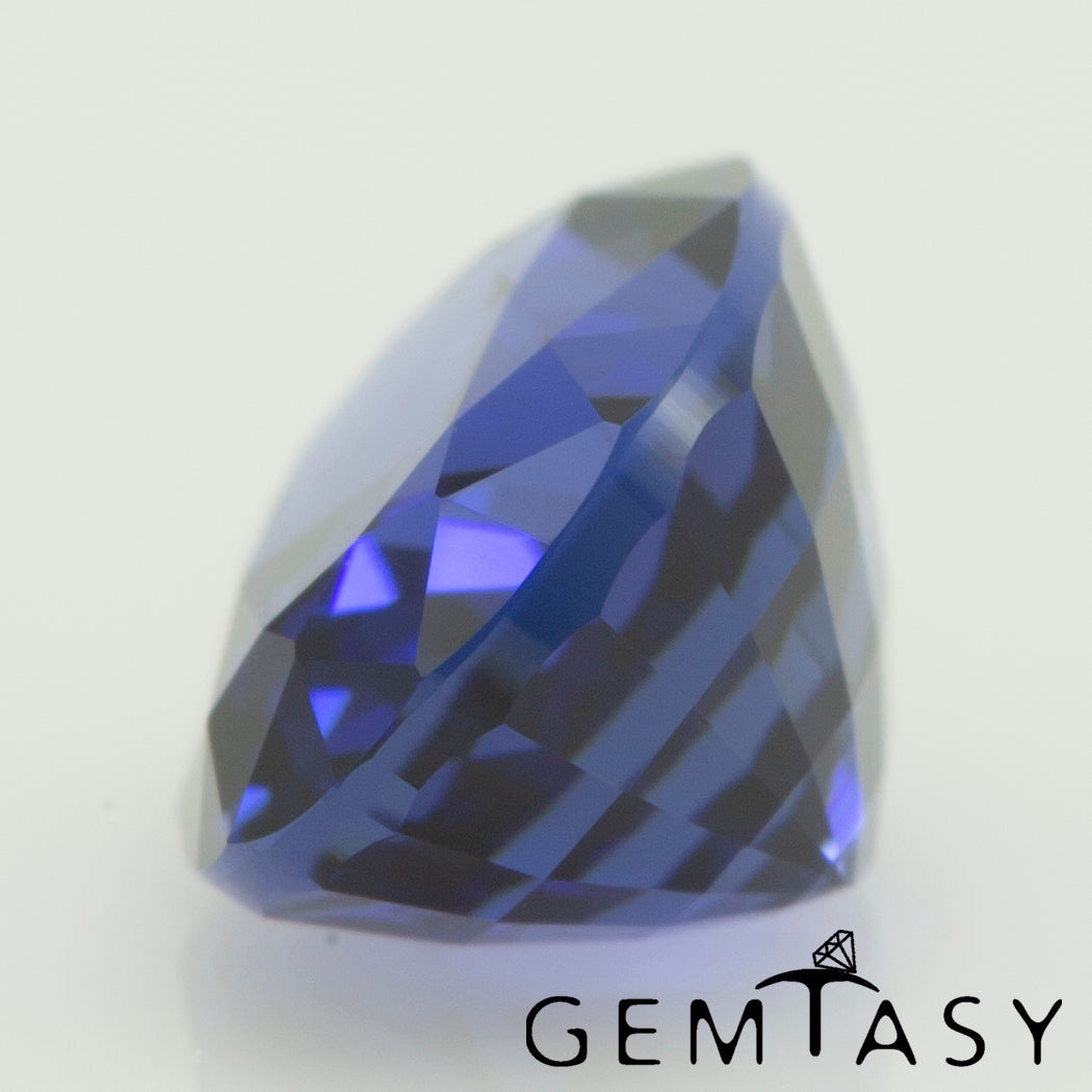 Cut stone - Sapphire Royal Blue Czochralski (Pulled) lab grown, facet Oval 8x6mm 1.84-2.02ct