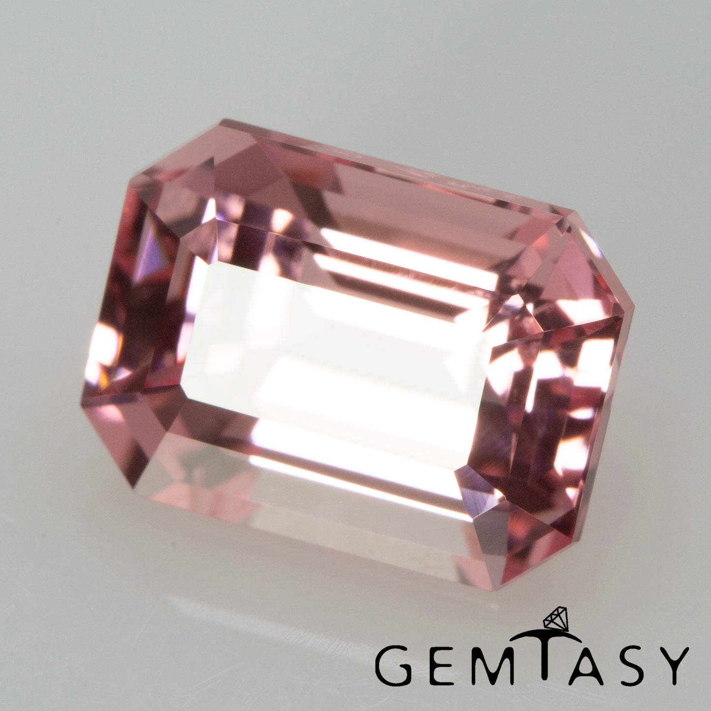 Cut stone - Sapphire Padparadscha Czochralski (Pulled) lab grown, facet Octagon 8x6mm 1.97-2.43ct