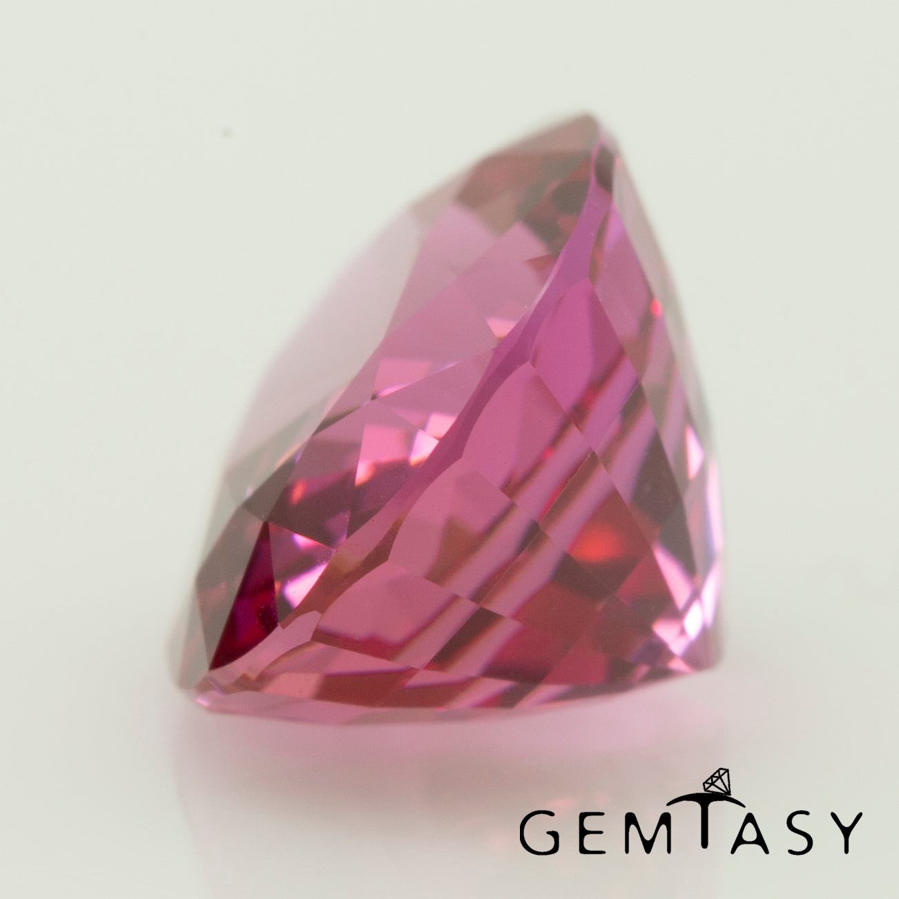 Cut stone - Sapphire Padparadscha Czochralski (Pulled) lab grown, facet Oval 10x8mm 3.44-3.81ct