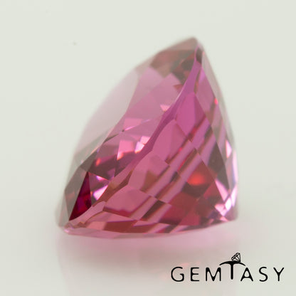 Cut stone - Sapphire Padparadscha Czochralski (Pulled) lab grown, facet Oval 10x8mm 3.44-3.81ct