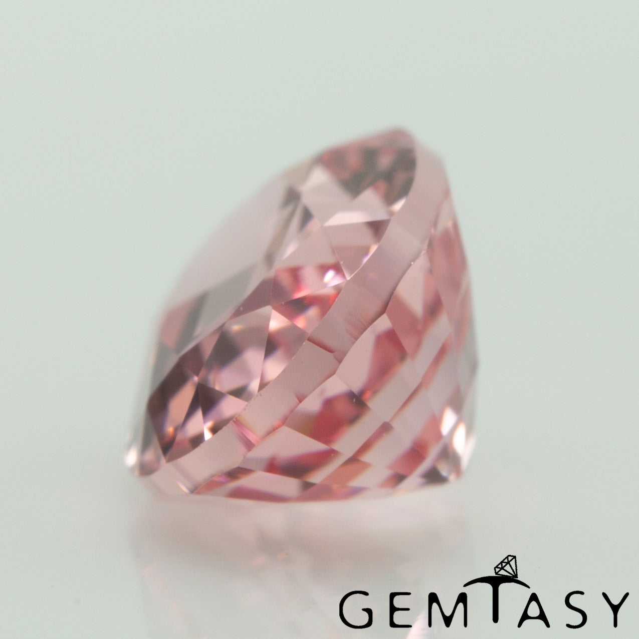 Cut stone - Sapphire Padparadscha Czochralski (Pulled) lab grown, facet Oval 8x6mm 1.73-1.91ct