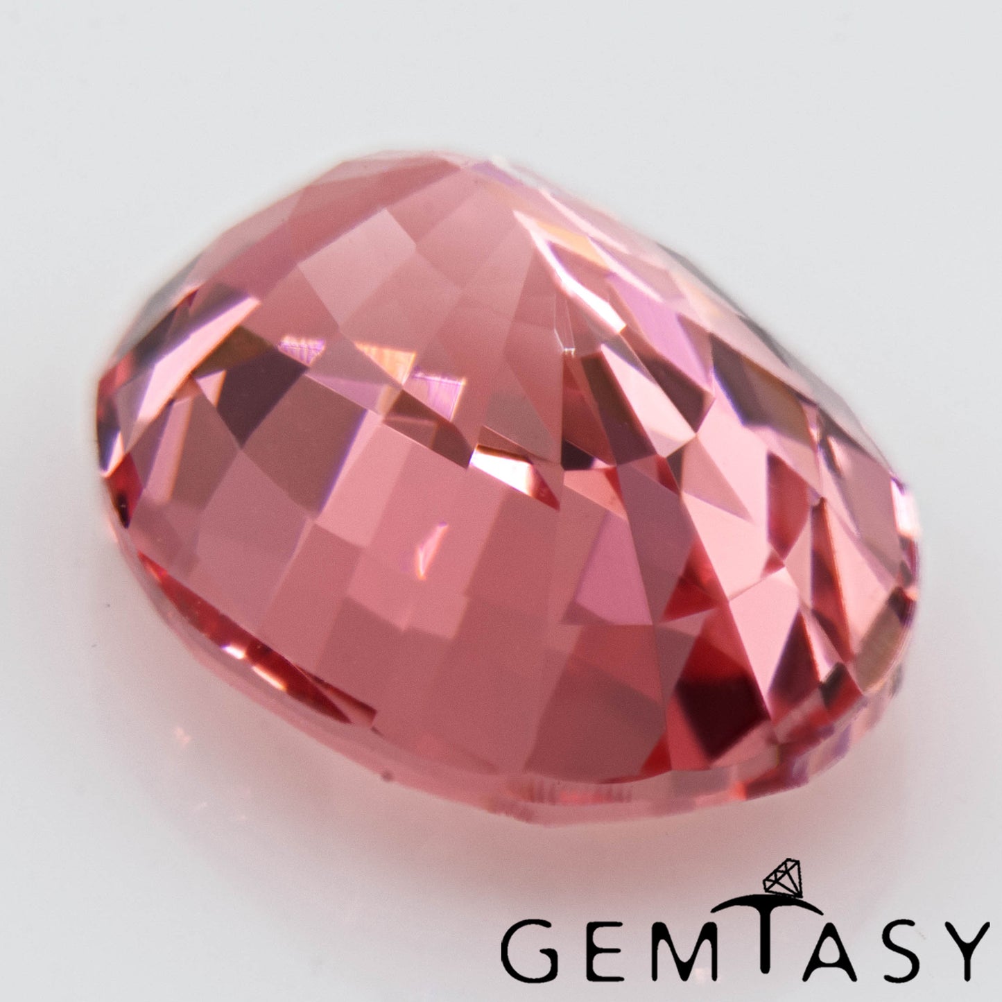 Piedra tallada - Zafiro Padparadscha Czochralski (Extraído) cultivado en laboratorio, facetado Ovalada 9x7mm 2,48-2,79 ct