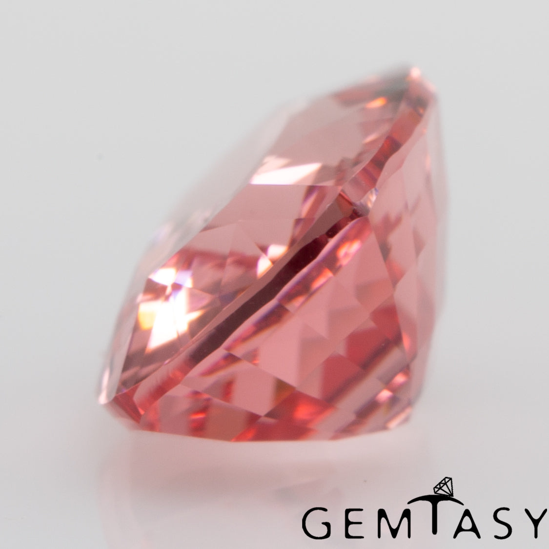 Cut stone - Sapphire Padparadscha Czochralski (Pulled) lab grown, facet Cushion 8x6mm 1.73-1.86ct