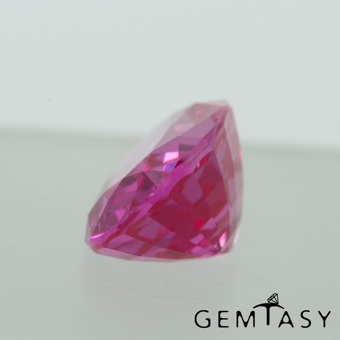 Cut stone - Sapphire Pink Czochralski (Pulled) lab grown, facet Oval 14x10mm 8.63ct