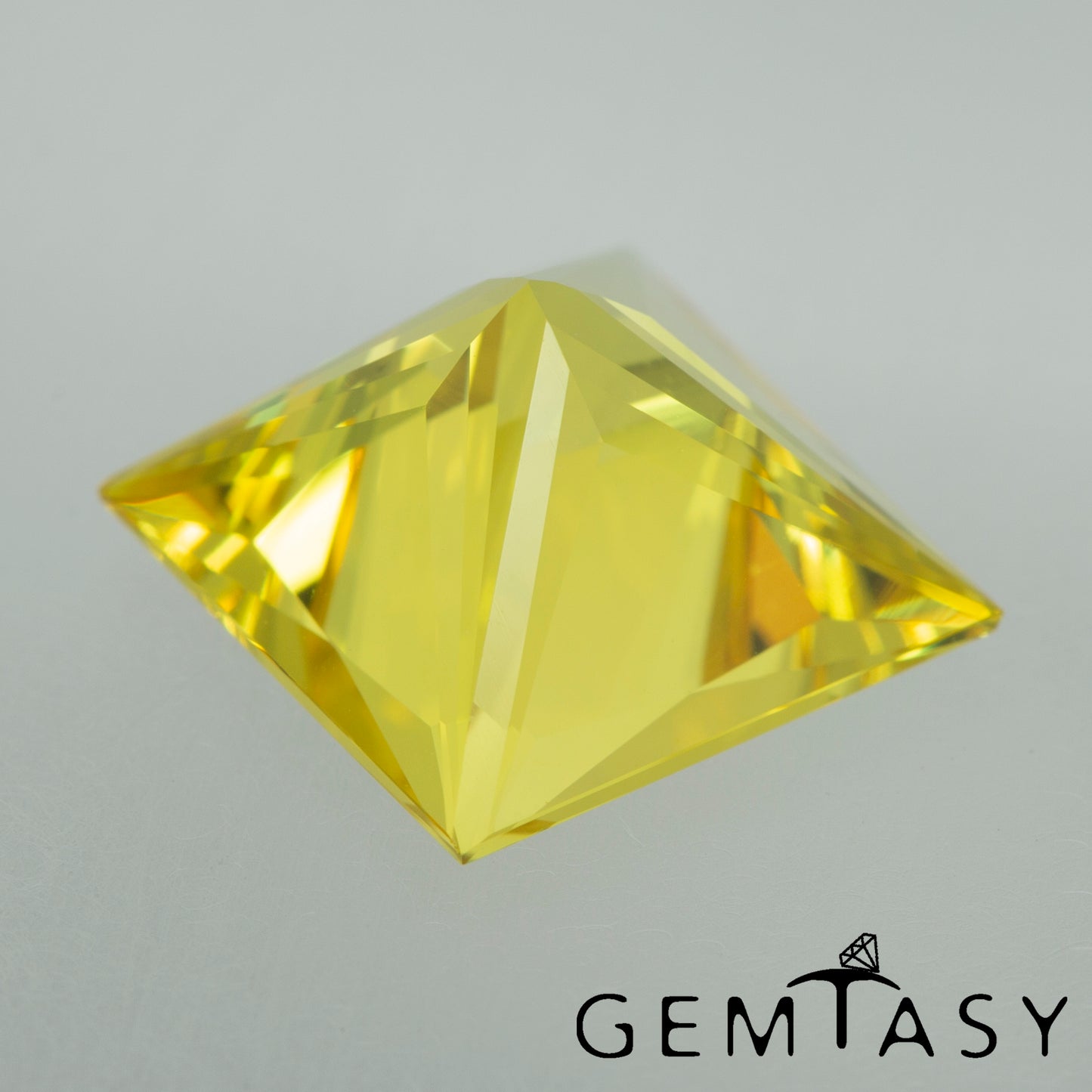 Cut stone - Sapphire Yellow Czochralski (Pulled) lab grown, facet Princess 11x11mm 7.78ct