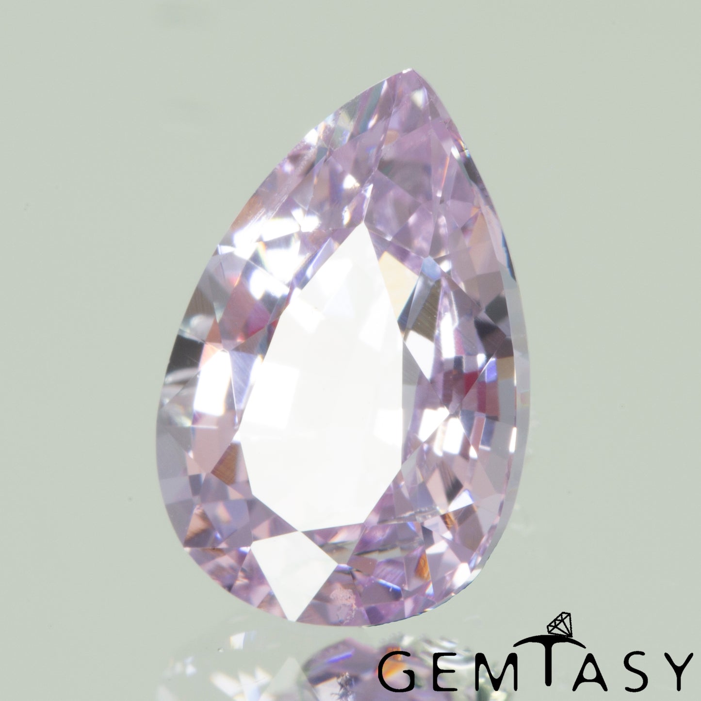 Piedra tallada - Zafiro Violeta Czochralski (Extraído) cultivado en laboratorio, facetado Pera 9x6mm 1,87-2,17 ct
