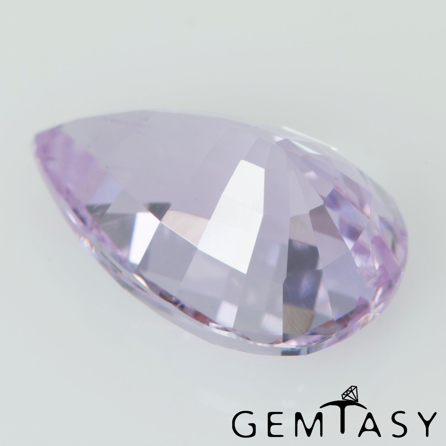 Piedra tallada - Zafiro Violeta Czochralski (Extraído) cultivado en laboratorio, facetado Pera 9x6mm 1,87-2,17 ct