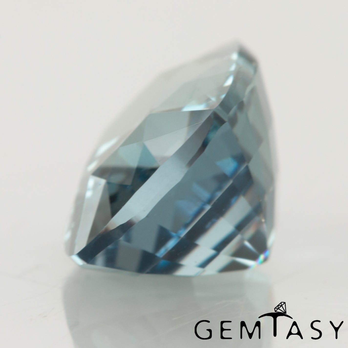 Cut stone - Sapphire Teal Montana Czochralski (Pulled) lab grown, facet Cushion 9x7mm 2.84-3.2ct