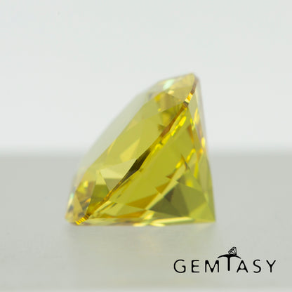 Cut stone - Sapphire Yellow Czochralski (Pulled) lab grown, facet Cushion 11.5x11.5mm 7.77ct