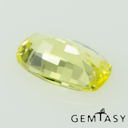 Cut stone - Sapphire Yellow Czochralski (Pulled) lab grown, facet Cushion 5x3mm 0.26ct