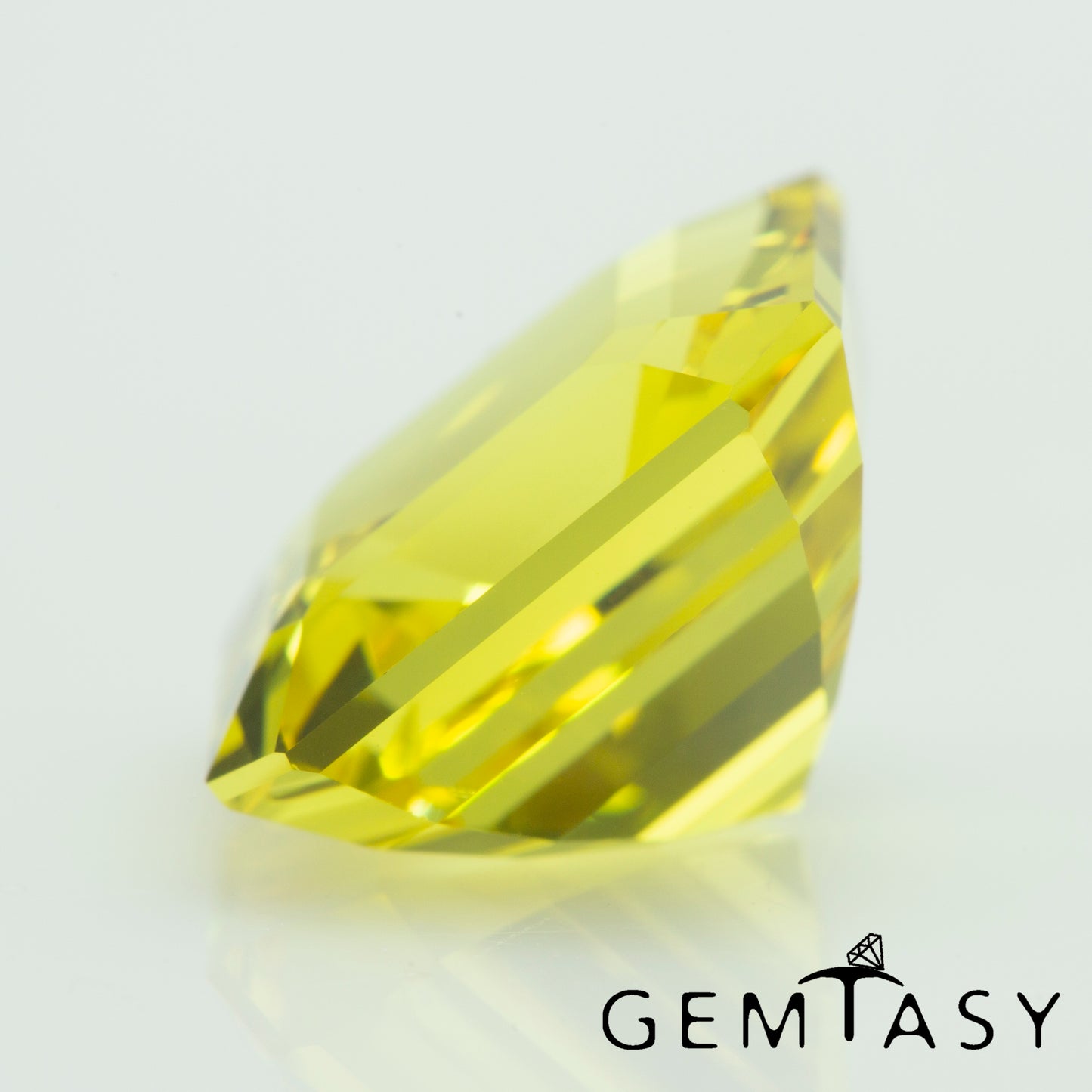 Piedra tallada - Zafiro Amarillo Czochralski (Extraído) cultivado en laboratorio, facetado Octágono 10x10mm 6.71ct