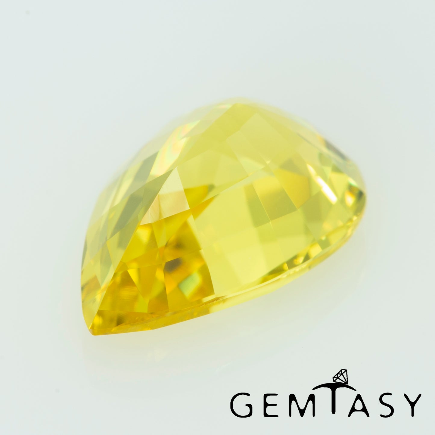 Cut stone - Sapphire Yellow Czochralski (Pulled) lab grown, facet Pear 12x8mm 3.82ct