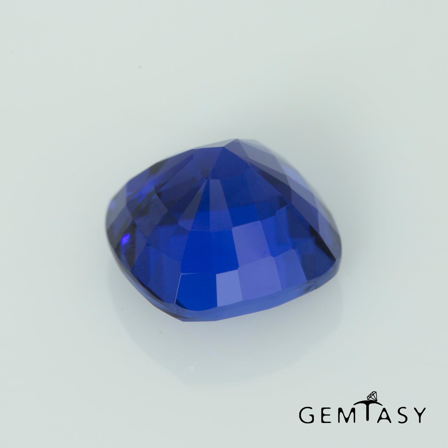 Cut stone - Sapphire Royal Blue Czochralski (Pulled) lab grown, facet Cushion 9x9mm 4.91ct