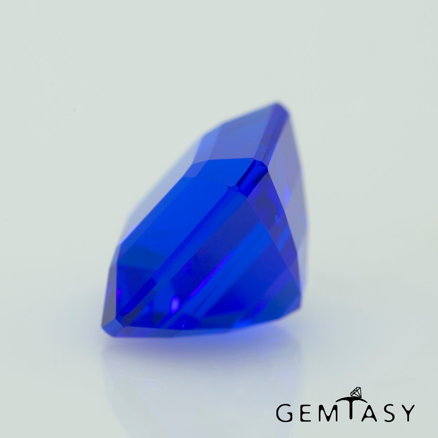 Cut stone - Cobalt Spinel Blue Czochralski (Pulled) lab grown, facet Octagon 8x8mm 3.51ct