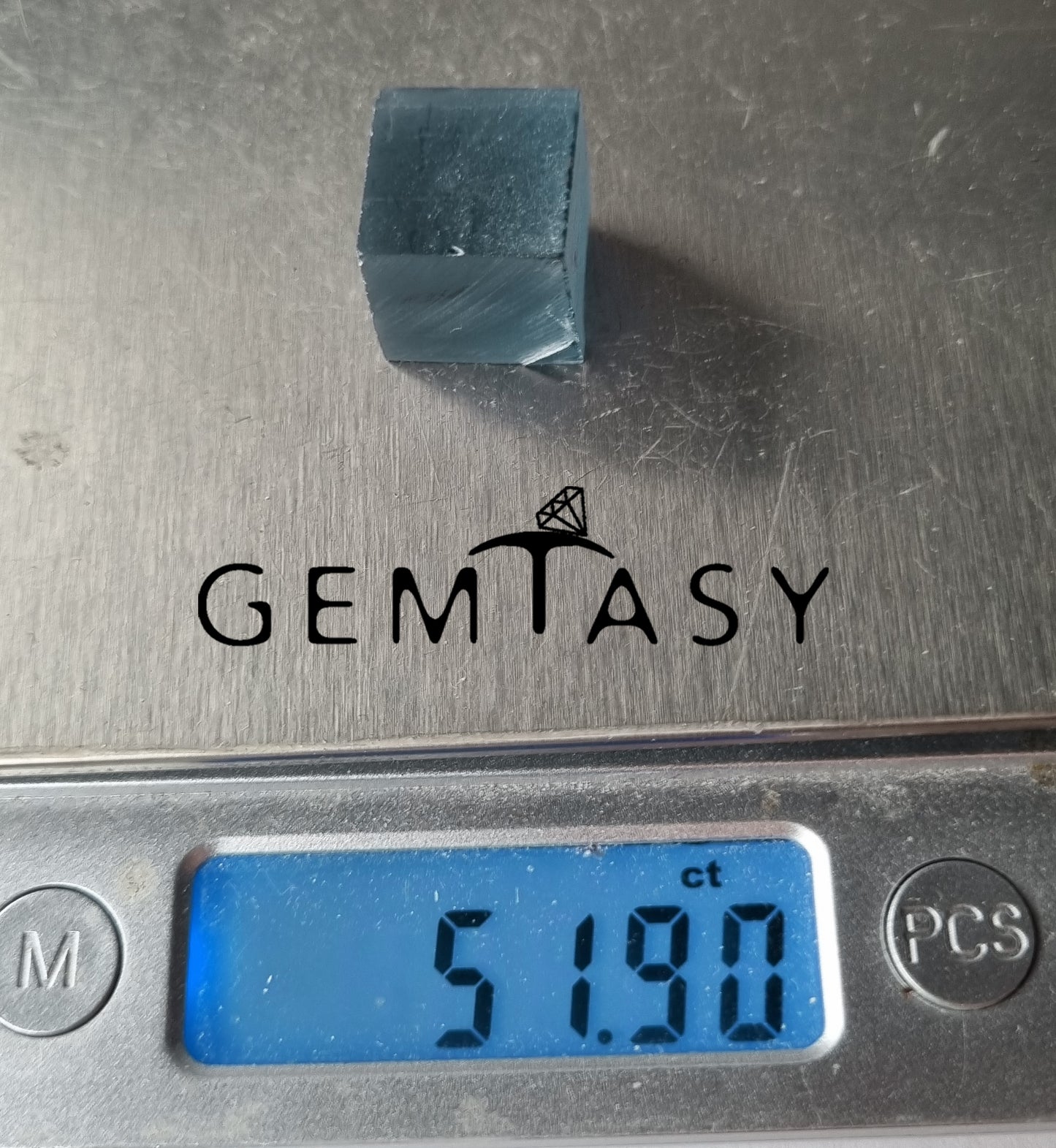 Rough stone for faceting - Sapphire Teal / Steel Blue Czochralski (Pulled) lab grown 47-52 ct
