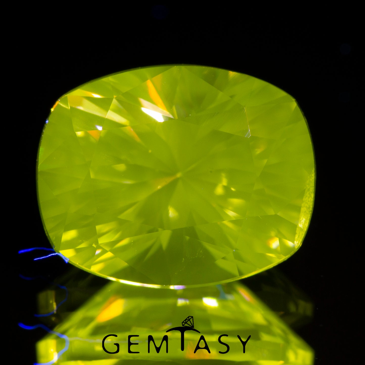 Cut stone - YAG Yellow neon Czochralski (Pulled) lab grown, facet Cushion 10x8mm 4.22ct