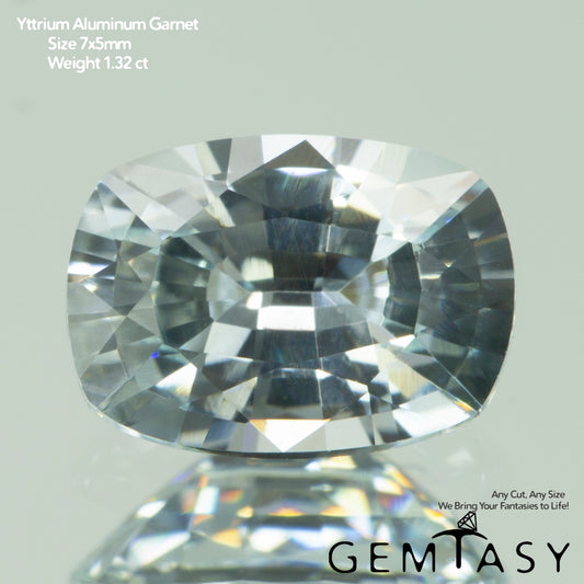 Pierre taillée - Aigue-marine YAG Czochralski (Tiré) cultivé en laboratoire, facette Coussin 7x5mm 1,32-1,54 ct