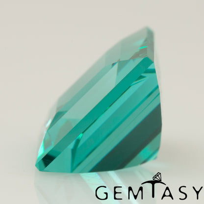 Pierre taillée - Paraiba YAG Czochralski (Tiré) cultivé en laboratoire, facette Carrée 10x10mm 7,41-7,85 ct
