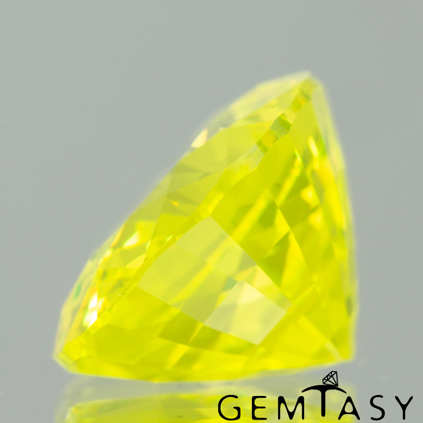 Cut stone - YAG Yellow neon Czochralski (Pulled) lab grown, facet Oval 12x10mm 7.45ct