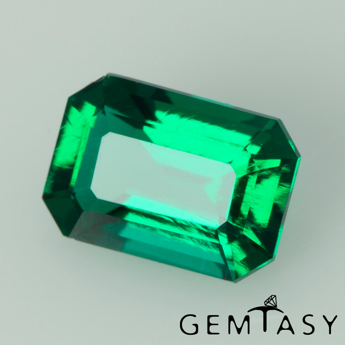 Cut stone - Emerald Zambian hydrothermal lab grown, facet Octagon 6x4mm 0.39-0.46ct