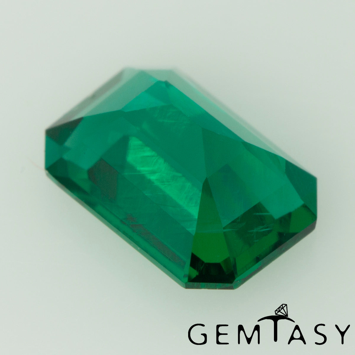 Cut stone - Emerald Zambian hydrothermal lab grown, facet Octagon 6x4mm 0.39-0.46ct