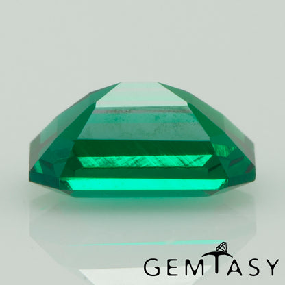 Cut stone - Emerald Zambian hydrothermal lab grown, facet Octagon 6x4mm 0.39-0.46ct