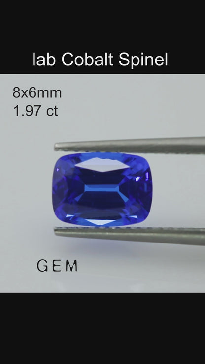 Pierre taillée - Spinelle Bleu Czochralski (Tiré) cultivé en laboratoire, facette Coussin 8x6mm 1,97ct