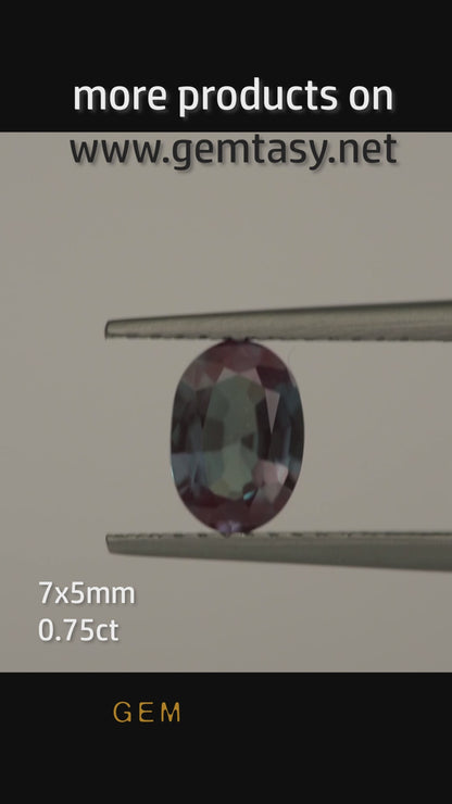 Pierre taillée - Alexandrite Czochralski (tirée) cultivée en laboratoire, facette Ovale 7x5mm 0.70-.080ct