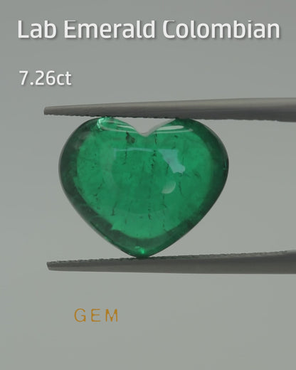 Cut stone - Emerald Colombian hydrothermal lab grown, cabochon Heart 13.5x11.5mm 7.26ct