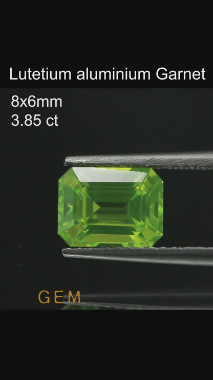 Cut stone - LuAG Yellow neon Czochralski (Pulled) lab grown, facet Octagon 8x6mm 3.85-4.07ct