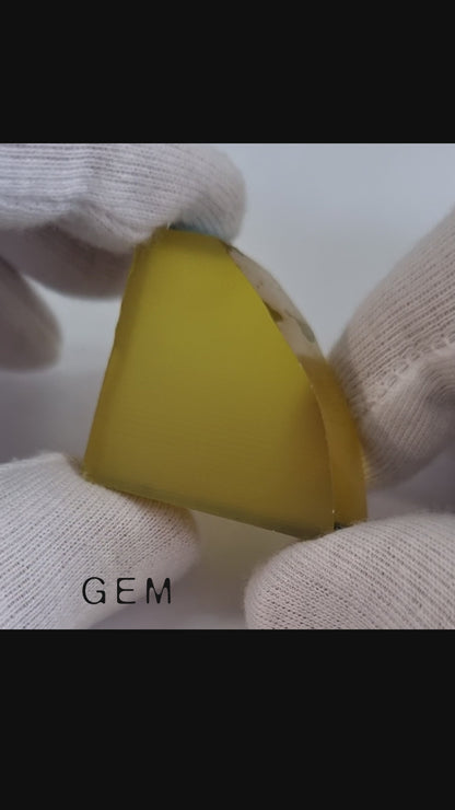 Piedra en bruto para facetar - Zafiro Amarillo Czochralski (Extraído) cultivado en laboratorio 191.30ct